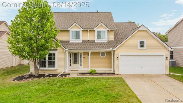 47197 Scarlet Drive, Novi, MI 48374
