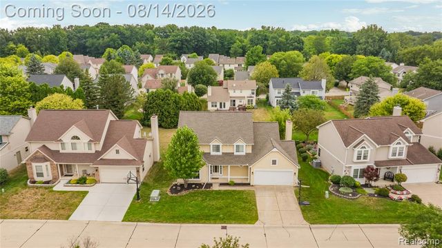 47197 Scarlet Drive, Novi, MI 48374