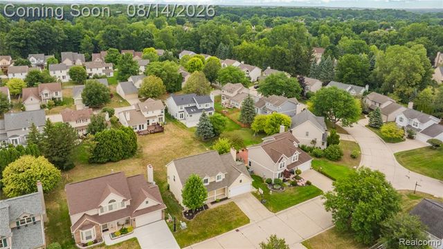 47197 Scarlet Drive, Novi, MI 48374