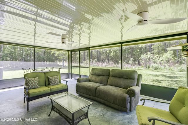 114 Campion Drive, Waveland, MS 39576