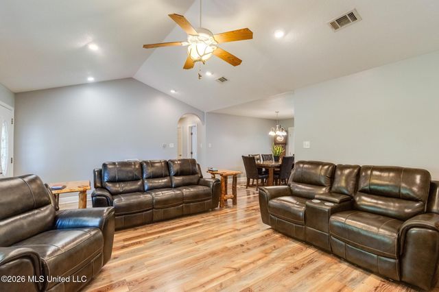 114 Campion Drive, Waveland, MS 39576