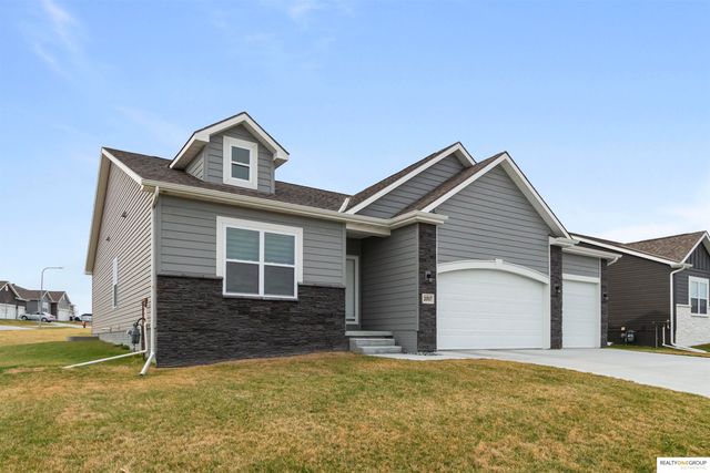 20507 Ventana Street, Gretna, NE 68028