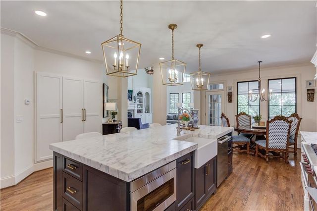 865 Allen Lake Lane, Suwanee, GA 30024