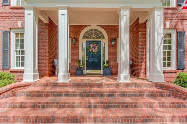 865 Allen Lake Lane, Suwanee, GA 30024