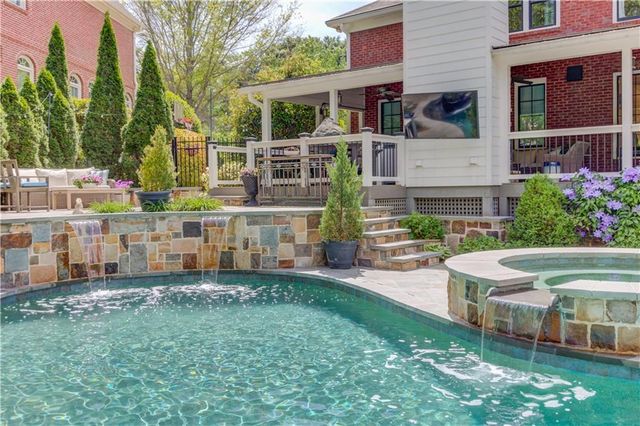 865 Allen Lake Lane, Suwanee, GA 30024