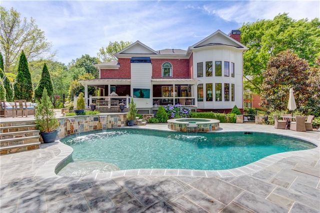865 Allen Lake Lane, Suwanee, GA 30024