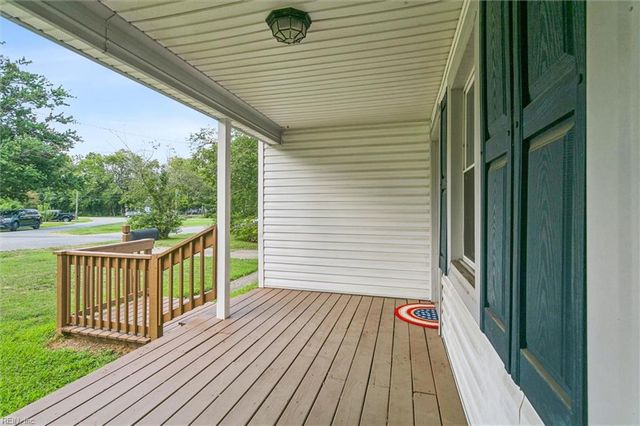 804 James DR, Newport News, VA 23605