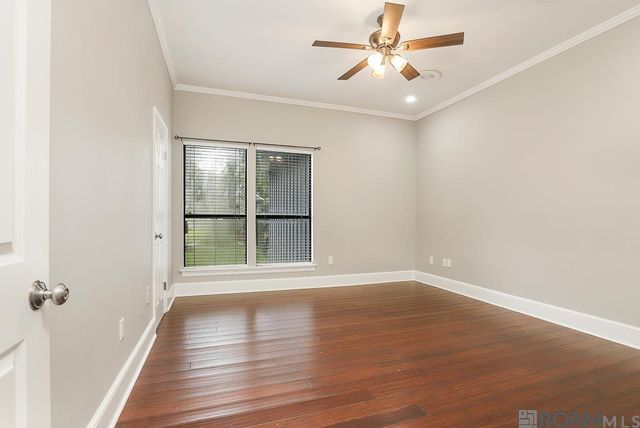 1839 Applewood Rd, Baton Rouge, LA 70808