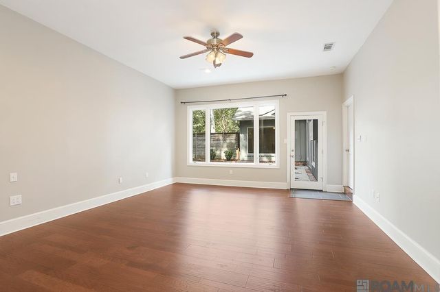 1839 Applewood Rd, Baton Rouge, LA 70808