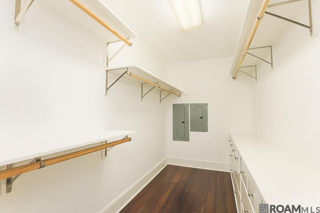 1839 Applewood Rd, Baton Rouge, LA 70808