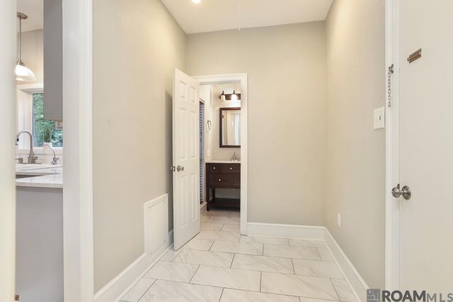 1839 Applewood Rd, Baton Rouge, LA 70808