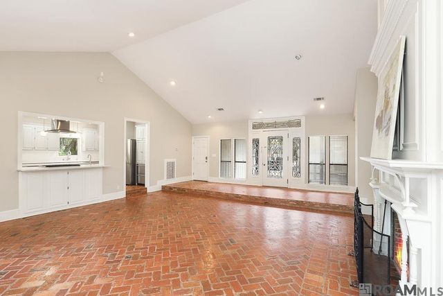 1839 Applewood Rd, Baton Rouge, LA 70808