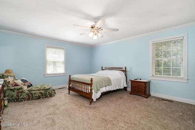 218 N Duplin Street, Wallace, NC 28466