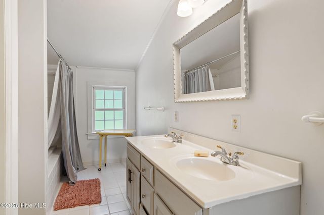 218 N Duplin Street, Wallace, NC 28466
