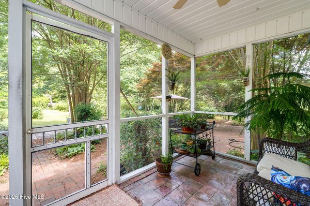 218 N Duplin Street, Wallace, NC 28466
