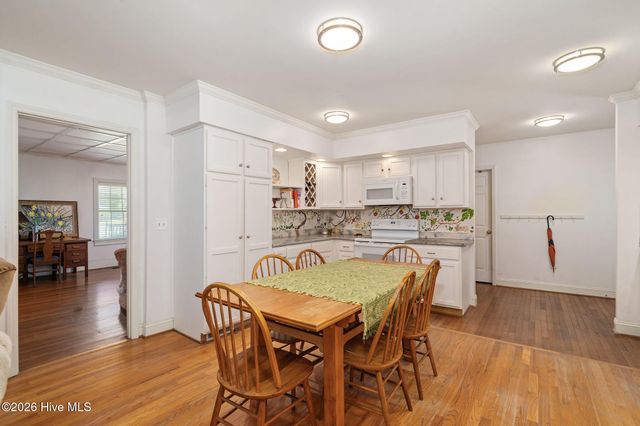 218 N Duplin Street, Wallace, NC 28466