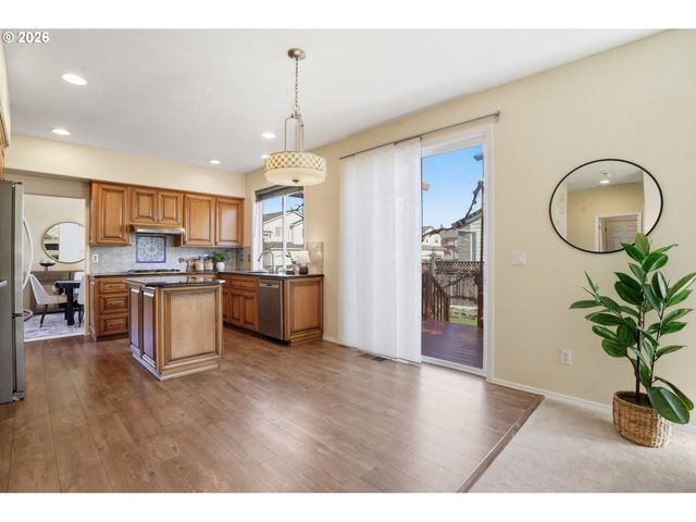 15971 Nw TRAKEHNER Way, Portland, OR 97229