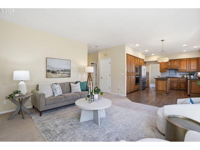 15971 Nw TRAKEHNER Way, Portland, OR 97229