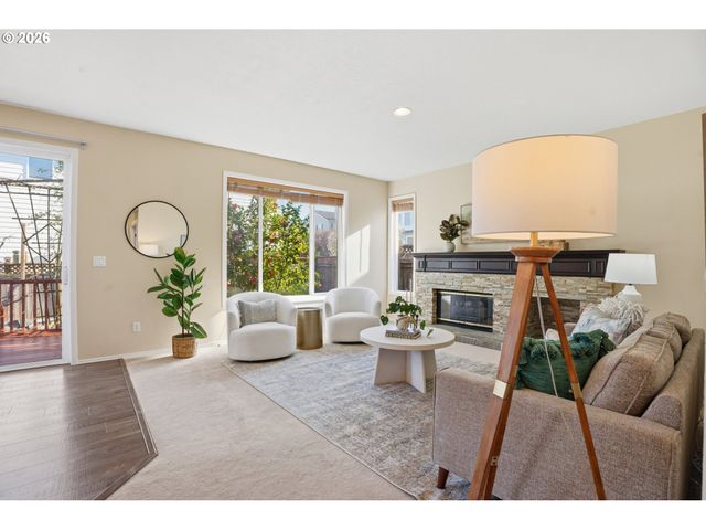 15971 Nw TRAKEHNER Way, Portland, OR 97229