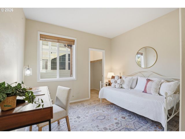 15971 Nw TRAKEHNER Way, Portland, OR 97229