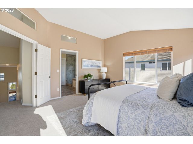 15971 Nw TRAKEHNER Way, Portland, OR 97229