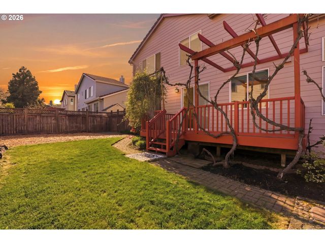 15971 Nw TRAKEHNER Way, Portland, OR 97229