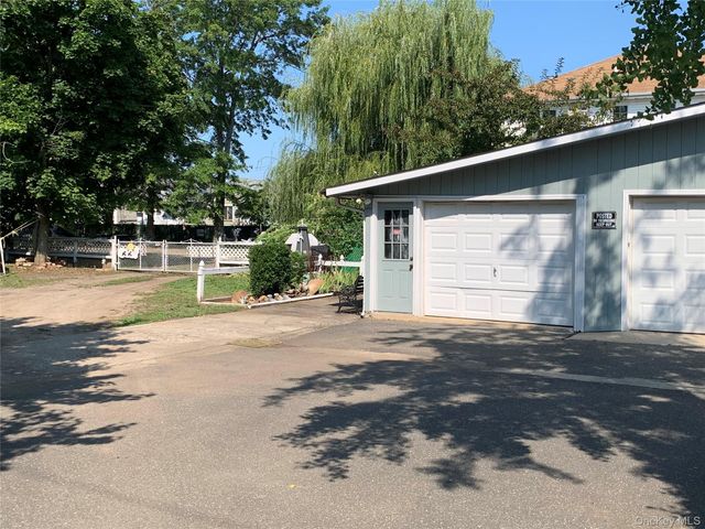 102-27 163, Howard Beach, NY 11414