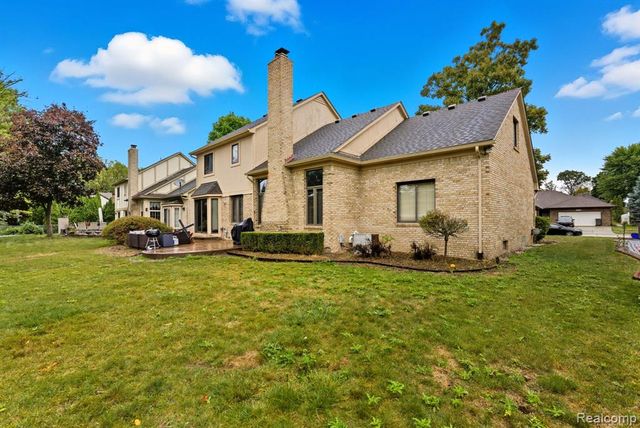 41825 Alden Drive, Clinton Township, MI 48038