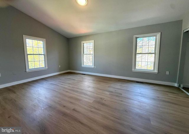 5836 APSLEY HOUSE CT, Alexandria, VA 22310