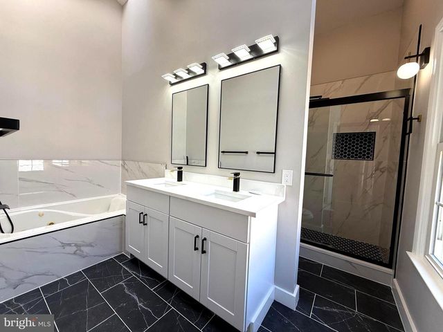 5836 APSLEY HOUSE CT, Alexandria, VA 22310