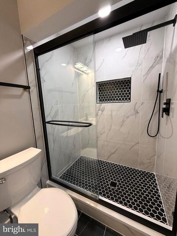 5836 APSLEY HOUSE CT, Alexandria, VA 22310