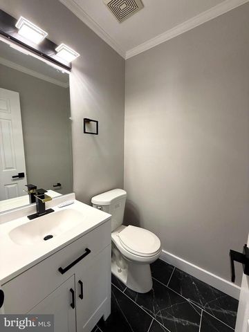 5836 APSLEY HOUSE CT, Alexandria, VA 22310