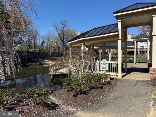 5836 APSLEY HOUSE CT, Alexandria, VA 22310