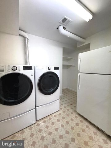 5836 APSLEY HOUSE CT, Alexandria, VA 22310