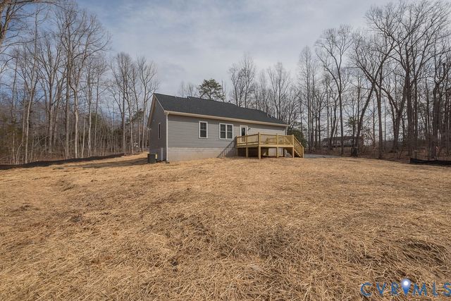 1164 Jefferson Hwy, Louisa, VA 23093
