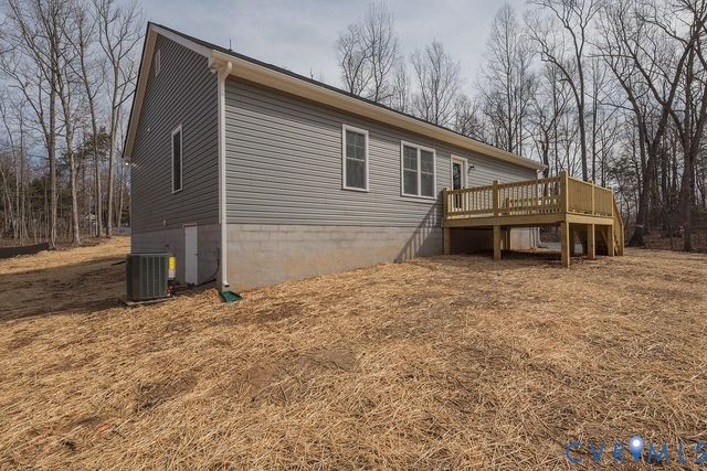 1164 Jefferson Hwy, Louisa, VA 23093
