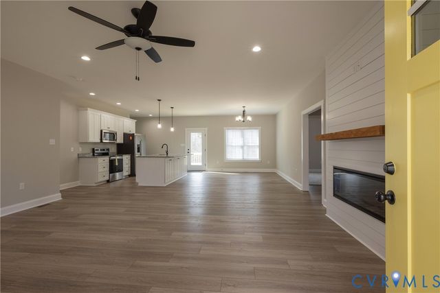 1164 Jefferson Hwy, Louisa, VA 23093