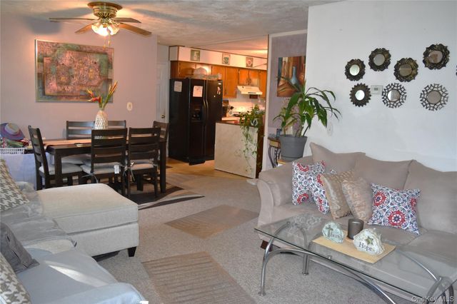 164 Brookside Farms Road, Newburgh, NY 12550