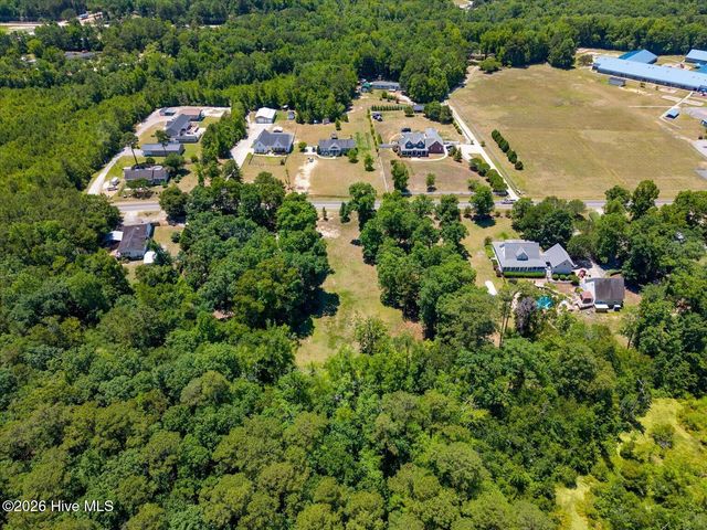 130 Benton Road SE, Bolivia, NC 28422