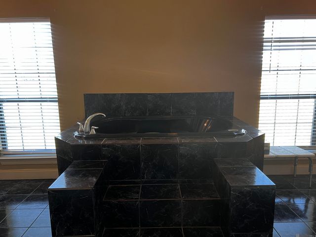 2169 Nesom Rd, Clinton, LA 70722