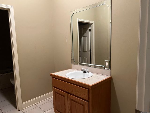 2169 Nesom Rd, Clinton, LA 70722