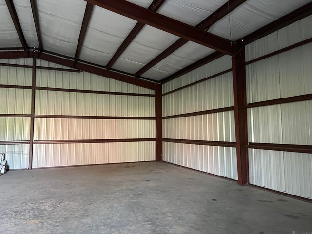 2169 Nesom Rd, Clinton, LA 70722