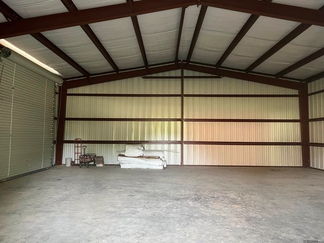 2169 Nesom Rd, Clinton, LA 70722