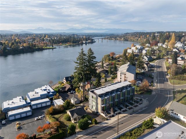 1149 Wheaton Way, Bremerton, WA 98310