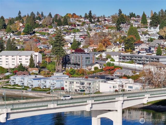 1149 Wheaton Way, Bremerton, WA 98310