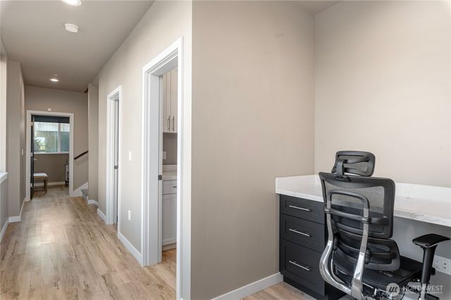 1149 Wheaton Way, Bremerton, WA 98310