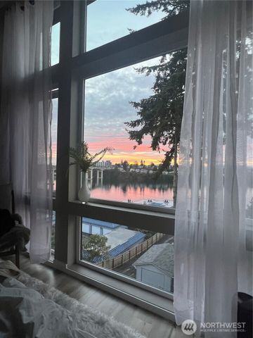 1149 Wheaton Way, Bremerton, WA 98310