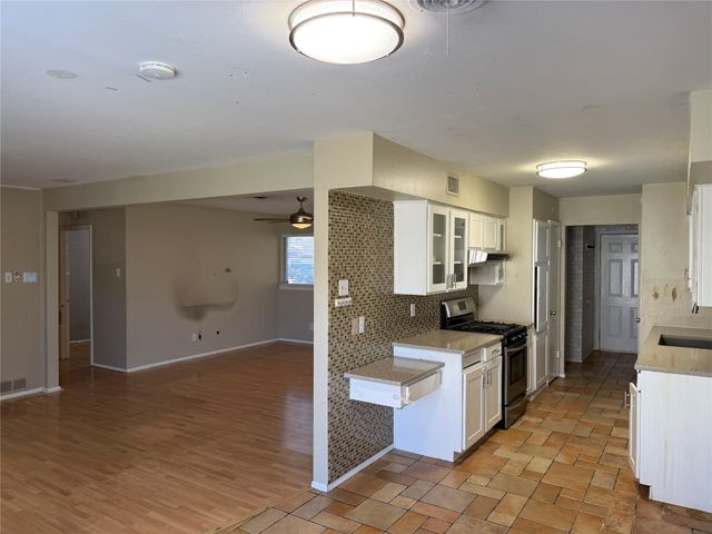 518 Worcester Way, Richardson, TX 75080