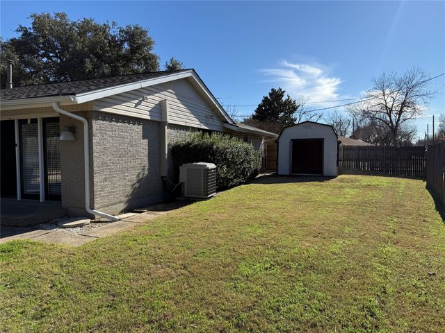 518 Worcester Way, Richardson, TX 75080