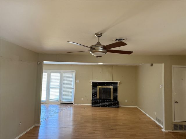 518 Worcester Way, Richardson, TX 75080